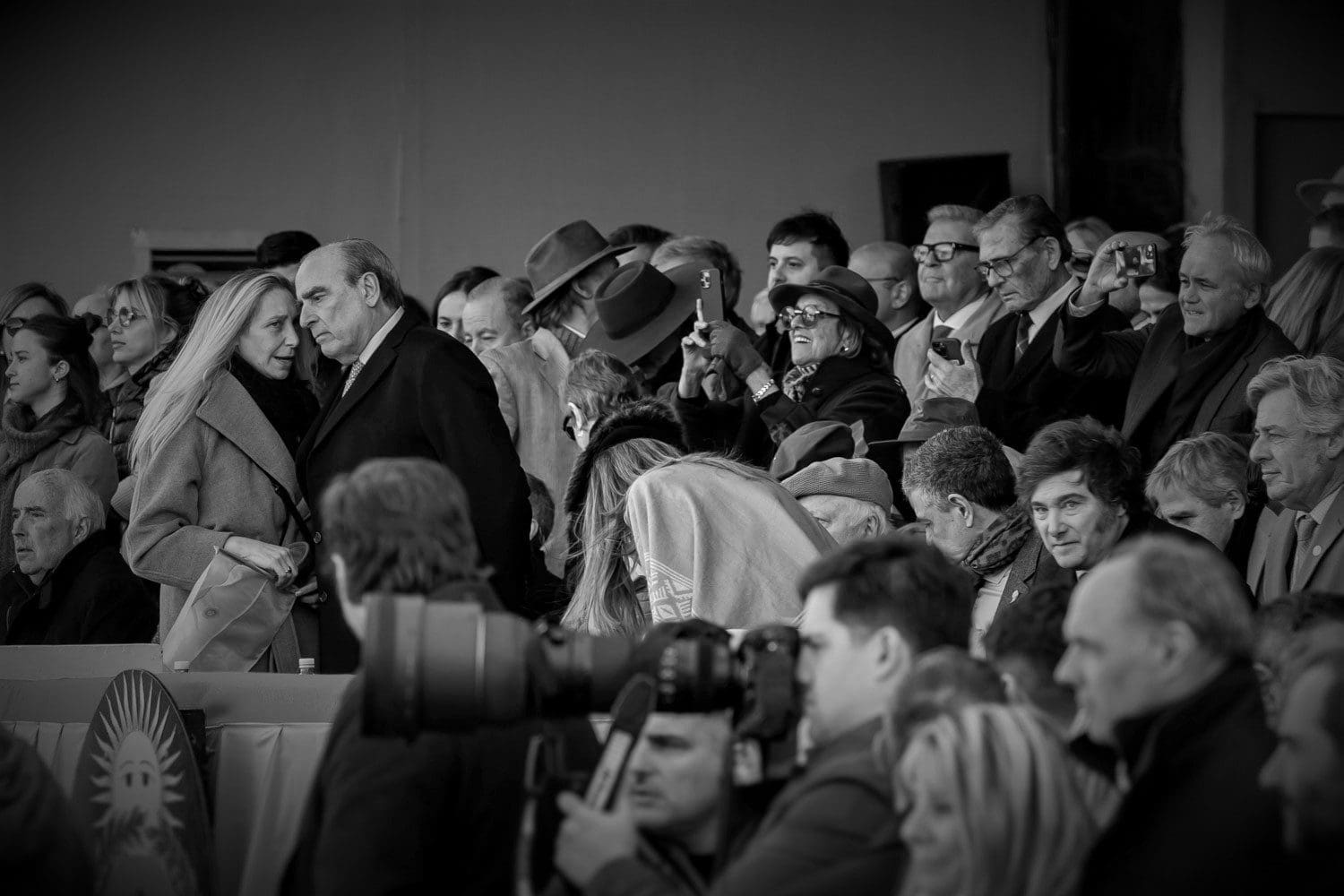 NOTICIAS ARGENTINAS BAIRES, JULIO 28: La secretaria general de la Presidencia, Karina Milei junto al jefe de Gabinete, Guillermo Francos durante la inauguración de la Exposición Rural.FOTO NA: DAMIAN DOPACIO