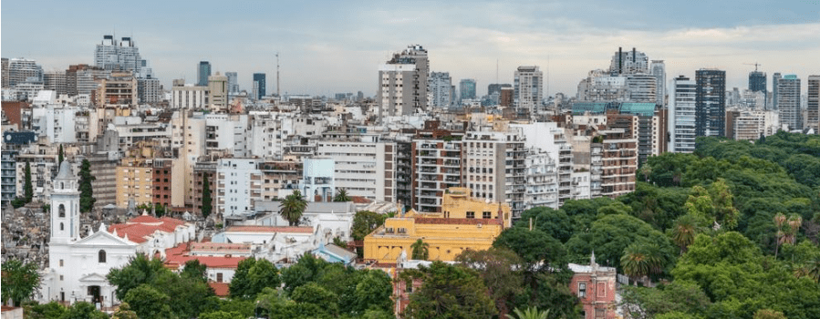 Los departamentos en venta en Recoleta son de los más buscados en la Ciudad de Buenos Aires. Foto: Shutterstock vía Goodlymedia.